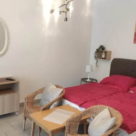 Patricia Apartment *